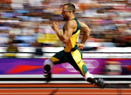 排列五官方|球迷训话现象溯源，权力、情感与体育文化的碰撞