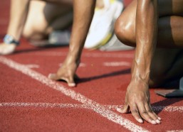 排列五赛事集团：圣马梅斯硝烟再起，巴斯克雄狮迎战巴黎舰队的欧冠战术博弈