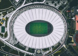 【排列五官方】詹姆斯被放空三分手起刀落定胜局，湖人最后两分钟领先独行侠10分锁定关键胜利