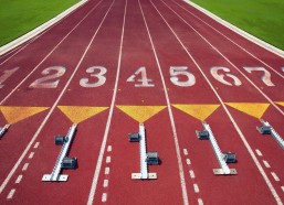 排列五体育中心：突破数字国界，COL明星选手Cheesie获美国P-1签证，职业电竞生涯迈入全新阶段