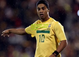 排列五官方网站：职业联盟四月挂牌 争议判罚将公开评判