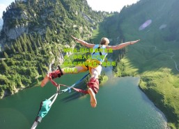 排列五-拜仁夏窗转会盘点，净收入615万欧，雅克松压哨加盟，迪亚斯成标王